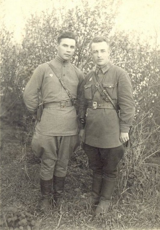 Литвинов Р.И. (слева) и Соломатин М.М.